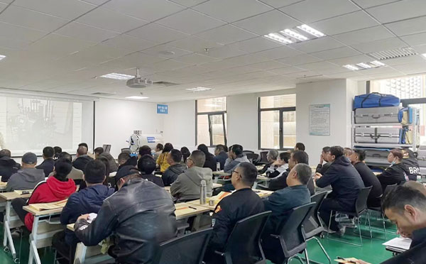 恒安培训平安夜致谢：携手守护安全，共创美好未来